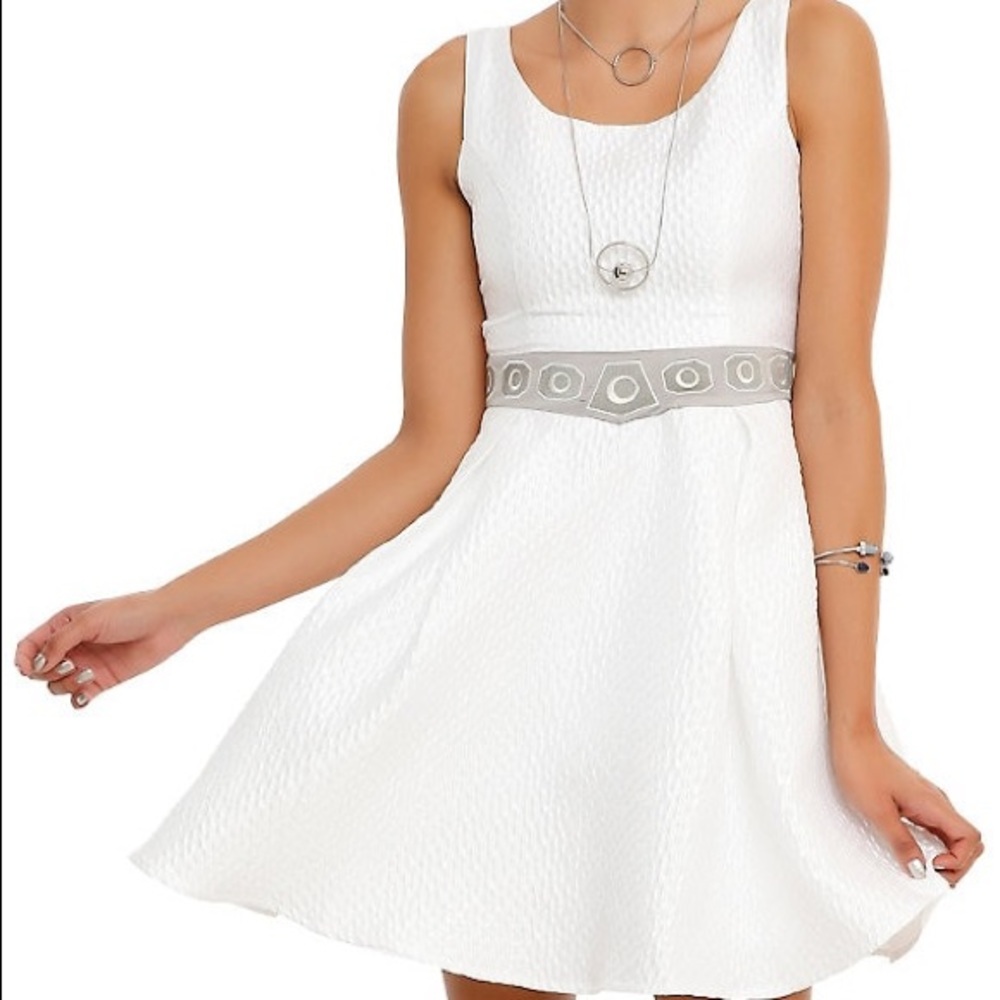 Her Universe Princess Leia Star Wars Dress